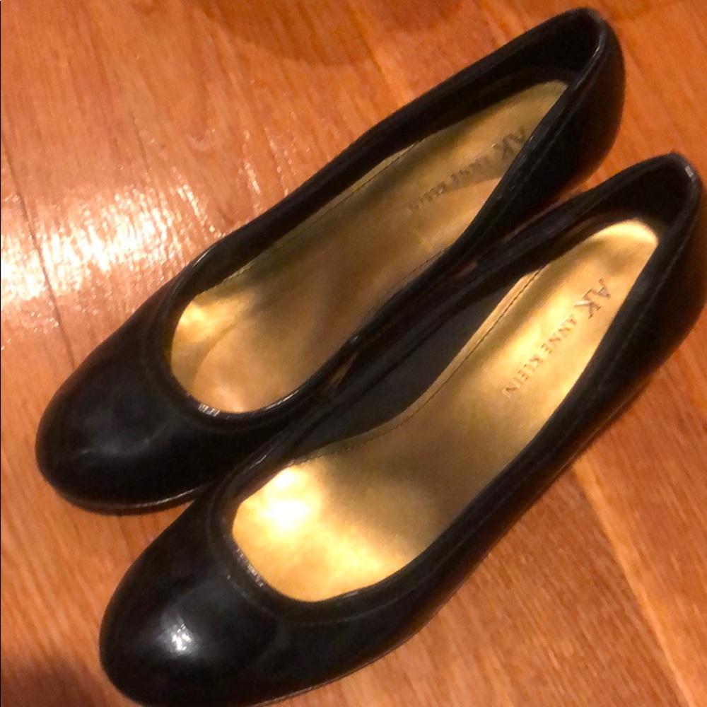 GUC Anne Klein Heels